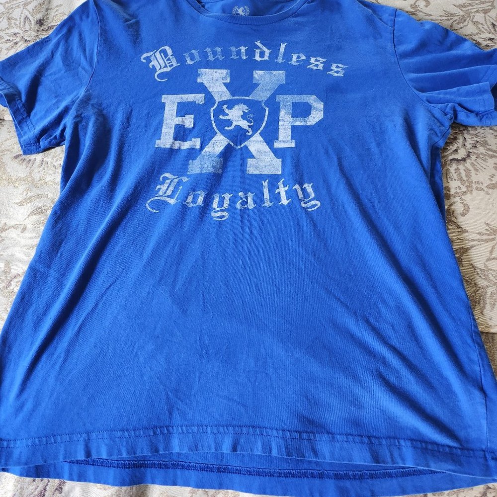 Express Boundless Loyalty Graphic Mens T-Shirt Size XL